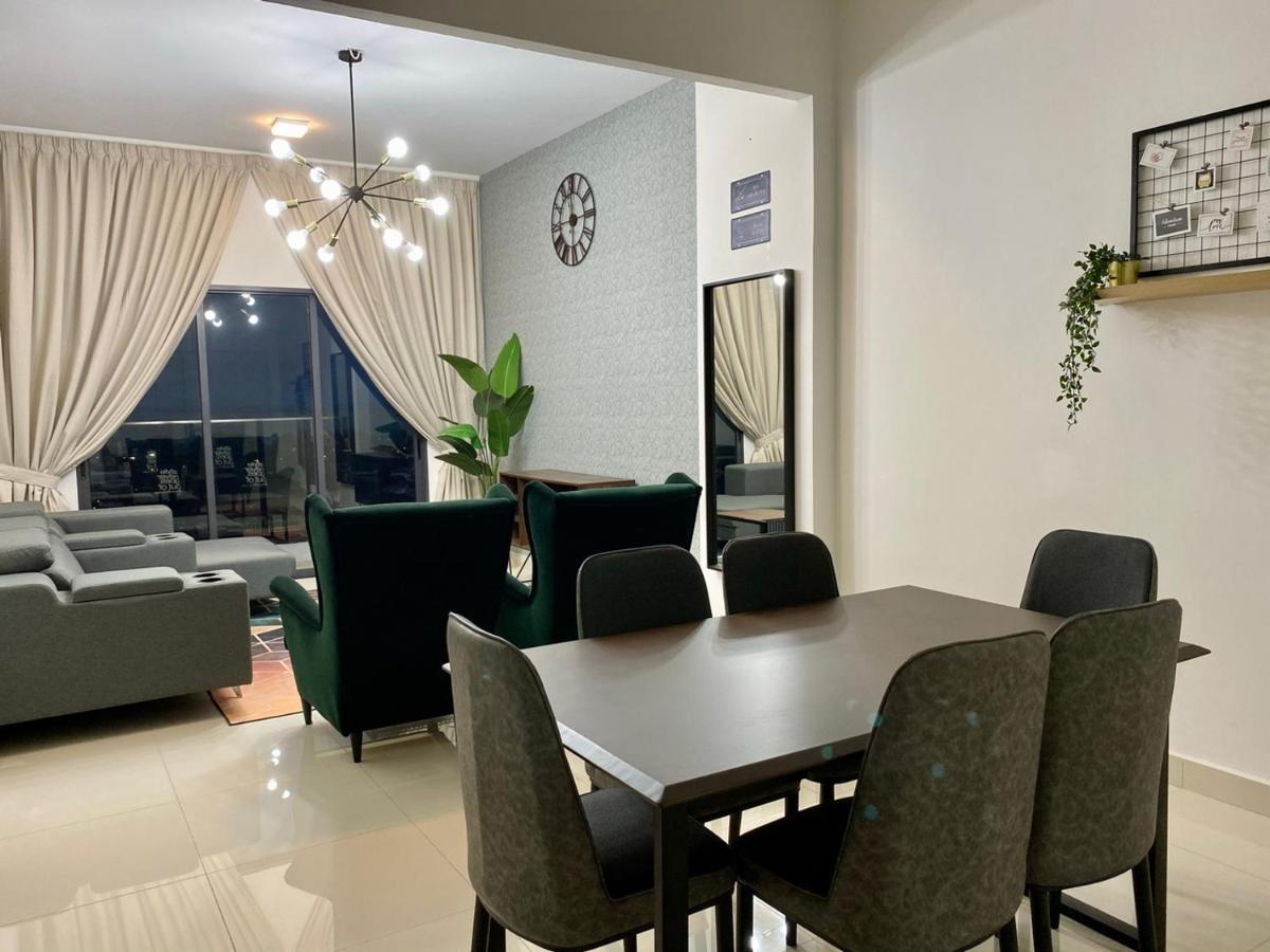 Terengganu Dreamscapes At Icon Residence, Spacious With Nature View กัวลาตรังกานู ภายนอก รูปภาพ