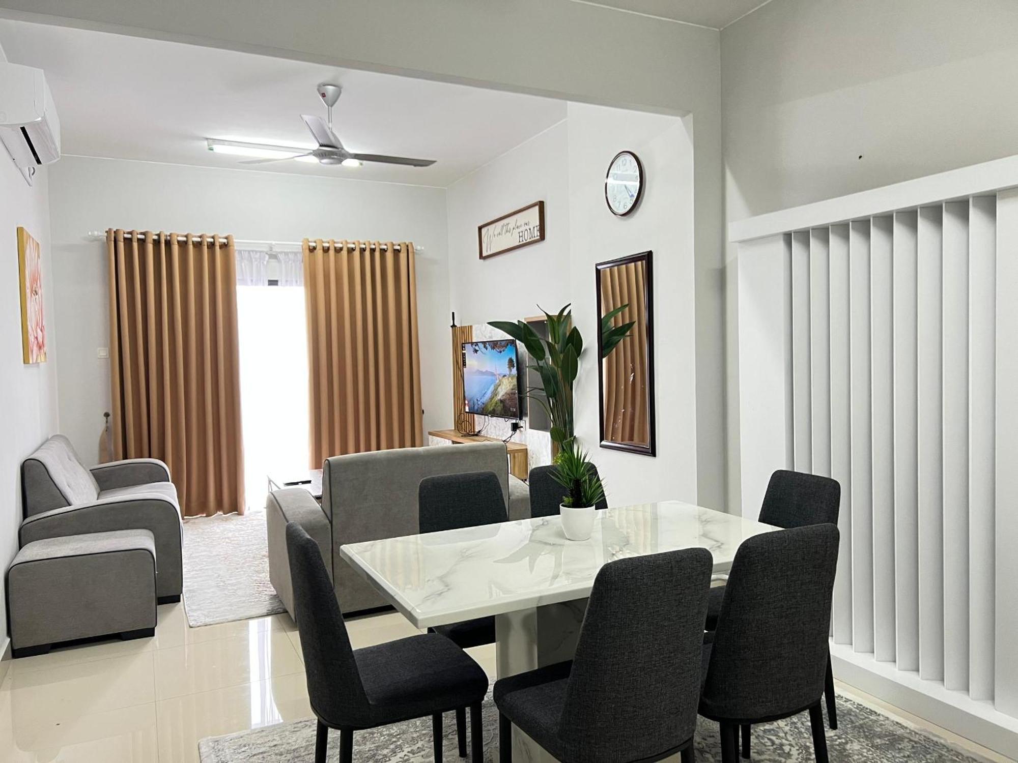 Terengganu Dreamscapes At Icon Residence, Spacious With Nature View กัวลาตรังกานู ภายนอก รูปภาพ