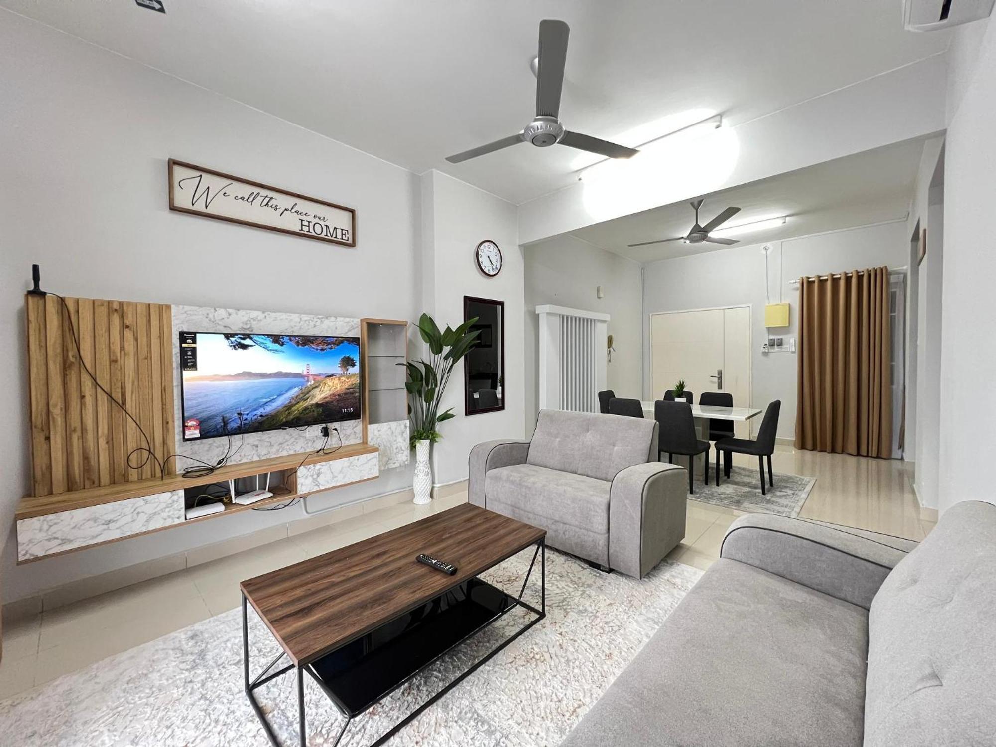 Terengganu Dreamscapes At Icon Residence, Spacious With Nature View กัวลาตรังกานู ภายนอก รูปภาพ